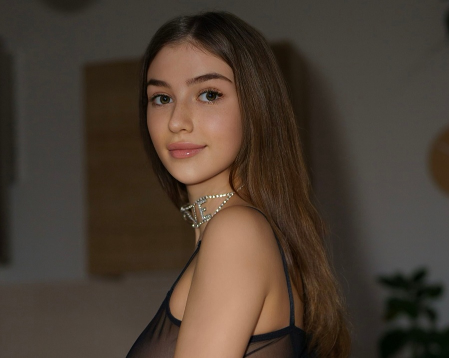 Elara Wynn’s Clean Eating Fix for Belly Fat