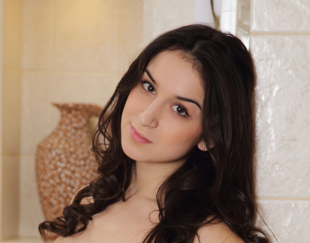 Bria Monroe’s Clean Eating Plan to Control Sugar Cravings