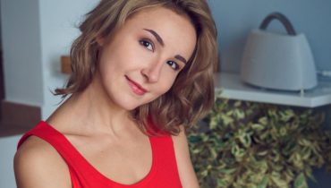 Florence Hughes Shares Her Experience, Gives Advice on Mental Health Therapy for Women