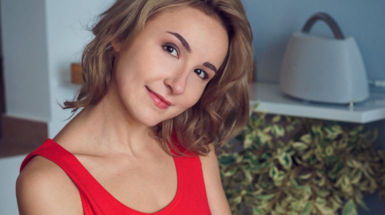 Florence Hughes Shares Her Experience, Gives Advice on Mental Health Therapy for Women