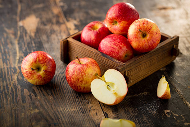 How Many Apples In A Pound? | Your Questions Answered