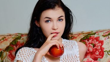 Gia Lane’s Vegan Plan to Fight Fatigue Naturally