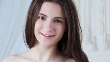Maya Hart’s Vegan Plan for a Clearer Mind and Body