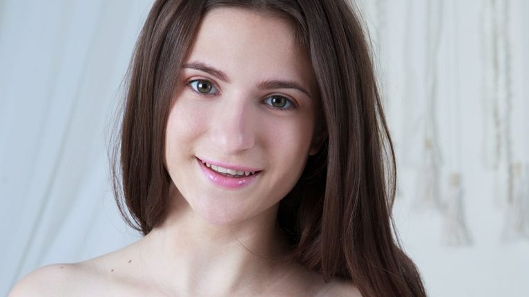 Maya Hart’s Vegan Plan for a Clearer Mind and Body