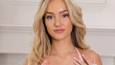 Grace Parker Shares Her Experience, Gives Guidance on Weight Loss Meal Replacement Shakes
