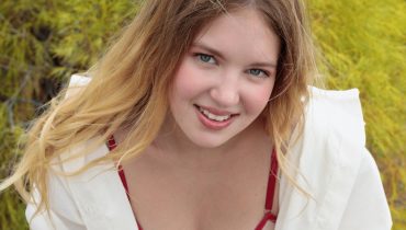 Molly Carter Shares Her Experience, Gives Guidance on Anxiety Reduction Through Yoga