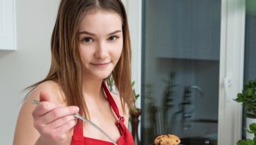 Hannah Scott shares her experience, gives guidance on natural remedies for insomnia