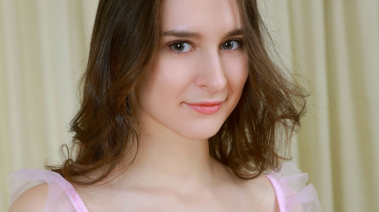 Bridget Flynn Shares How Eating Whole Foods Supports Natural Detox Bridget Flynn Shares How Eating Whole Foods Supports Natural Detox