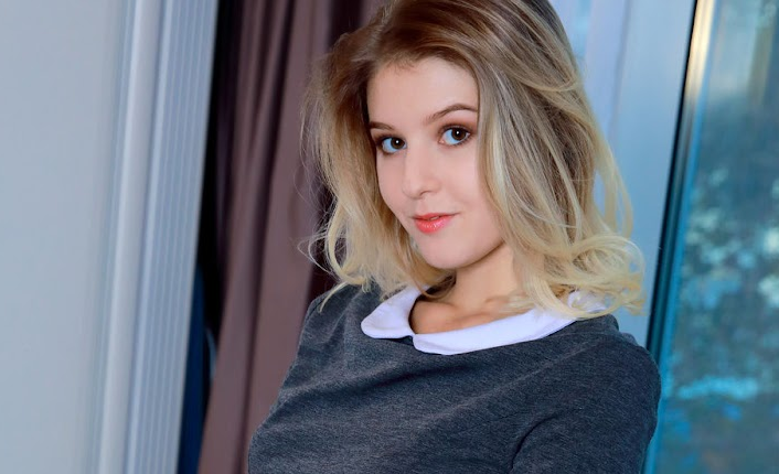 Bianca Stewart Explains Why Clean Eating Supports Hormone Regulation Bianca Stewart Explains Why Clean Eating Supports Hormone Regulation