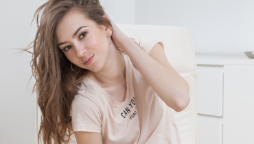 Business Coach Ava Mitchell Explains How Women Can Start Online Businesses