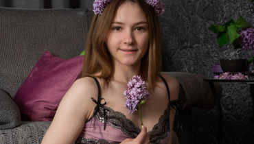 Therapist Grace Phillips Reveals a Better Way to Manage Stress Daily